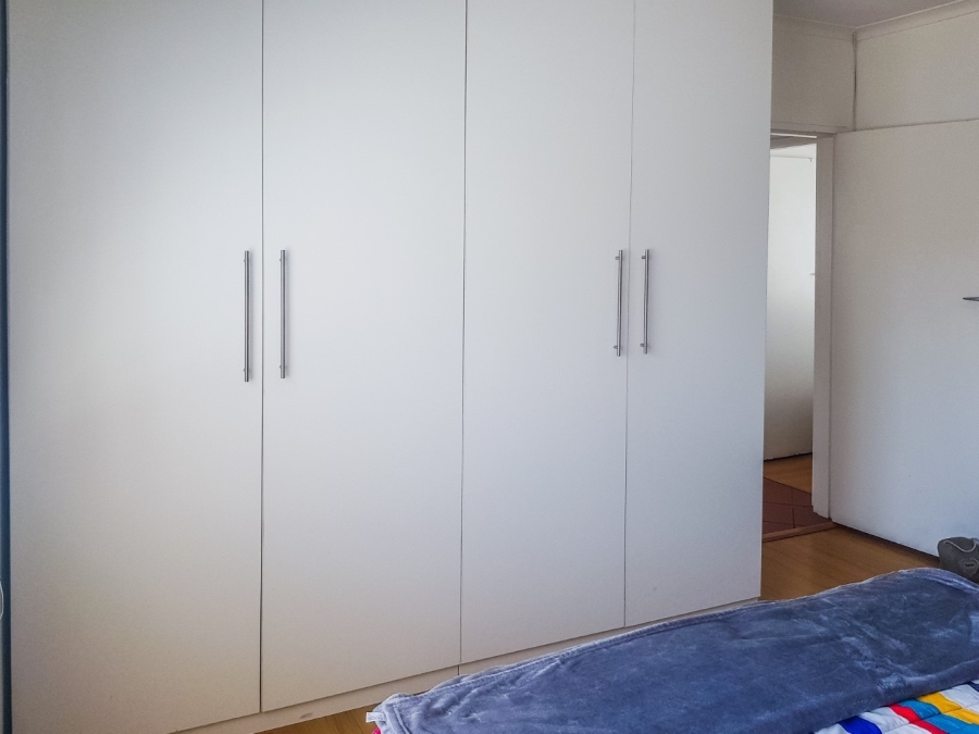 To Let 3 Bedroom Property for Rent in Bothasig Western Cape